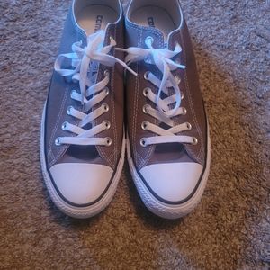 Mens Sz11  grey Chuck Taylor lows